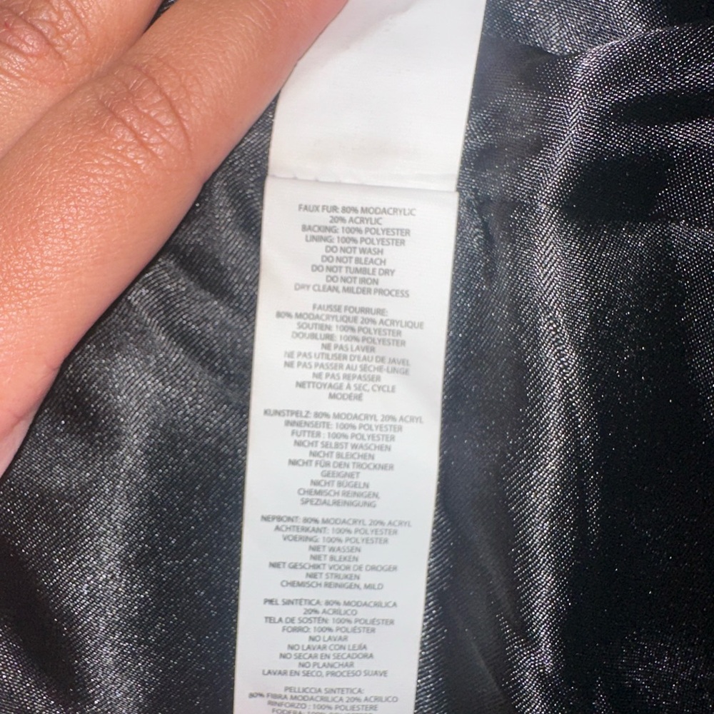Boohoo Chic Black Faux Fur Jacket - Picture 5 of 7